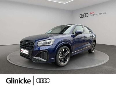 Blau (navarrablau metallic) Gebraucht 2024 Audi Q2 S-Line SUV | 41.990 €