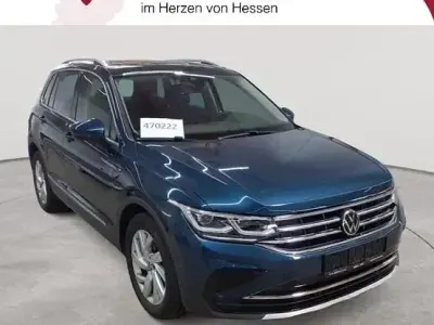 Gebraucht VW Tiguan Elegance 150 PS (110 kW) 2023 Nightshade blue metallic SUV