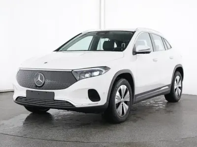 Gebraucht Mercedes EQA250 139 kW (190 PS) 2025 Unilack polarweiß SUV