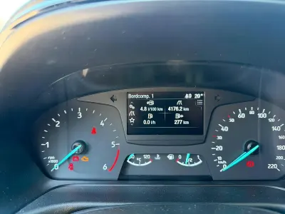 Gebraucht Ford Fiesta Trend 86 PS (63 kW) 2018 Schwarz Kleinwagen