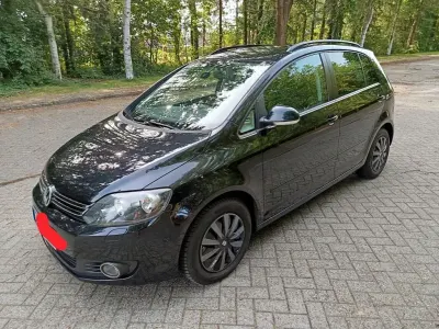 Gebraucht VW Golf Plus Cross Comfortline 105 PS (77 kW) 2010 Schwarz Van / Kleinbus