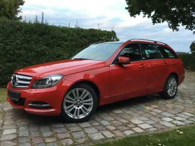 Gebraucht Mercedes C300 Elegance 231 PS (169 kW) 2013 Rot Kombi