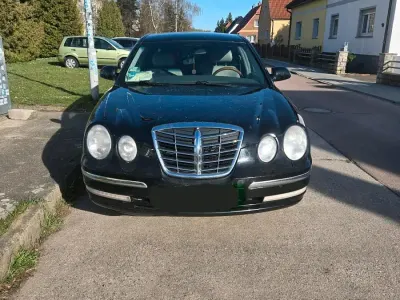 Gebraucht Kia Opirus 198 PS (145 kW) 2004 Schwarz Limousine