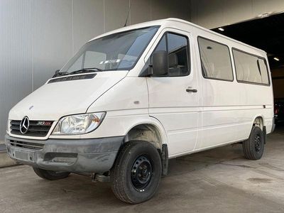 Weiß Gebraucht 2004 Mercedes Sprinter Van | 28.950 €