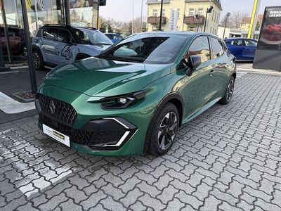 Neu Renault Clio V Techno 114 PS (83 kW) 2026 Grün Limousine