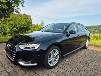 Gebraucht Audi A4 Advanced 150 PS (110 kW) 2020 Schwarz Kombi