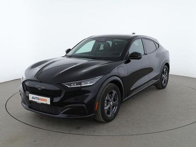 Second-hand Ford Mustang Mach-E 197 kW (269 CP) 2022 Negru SUV