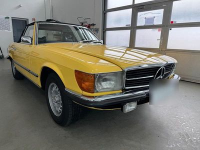 Usata Mercedes SL280 185 CV (136 kW) 1975 Giallo Cabrio