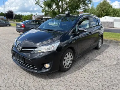 Gebraucht Toyota Sportsvan 2018 Schwarz Van / Kleinbus