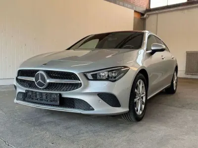 Gebraucht Mercedes CLA220 Shooting Brake 190 PS (139 kW) 2021 Silber Kombi