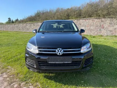 Używany VW Touareg 204 KM (150 kW) 2011 Czarny SUV