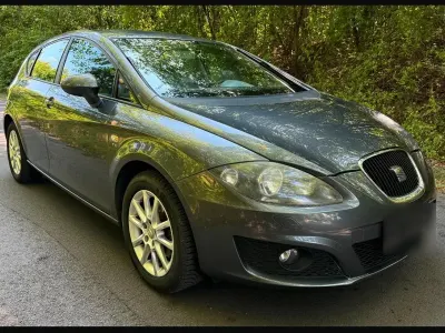 Gebraucht Seat Leon 105 PS (77 kW) 2011 Grau Kleinwagen