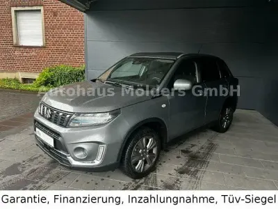 Gebraucht Suzuki Vitara Comfort 129 PS (94 kW) 2020 Grau SUV