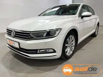 Gebraucht VW Passat Comfortline 150 PS (110 kW) 2019 Weiß Limousine