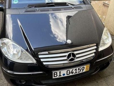 Second-hand Mercedes A150 Elegance 95 CP (69 kW) 2007 Negru Berlinǎ
