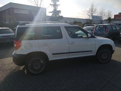 Gebraucht Skoda Yeti Plus Edition 122 PS (89 kW) 2013 Weiß SUV