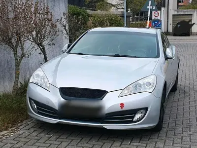 Gebraucht Hyundai Genesis Edition 303 PS (222 kW) 2012 Silber Coupé