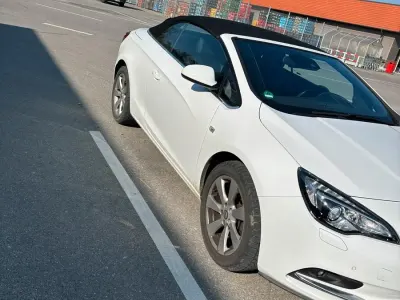 Używany Opel Cascada 120 KM (88 kW) 2017 Biały Kabriolet