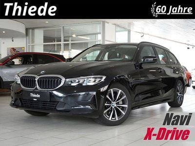 Gebraucht BMW 330 Sport Line 286 PS (210 kW) 2021 Saphirschwarz metallic Kombi