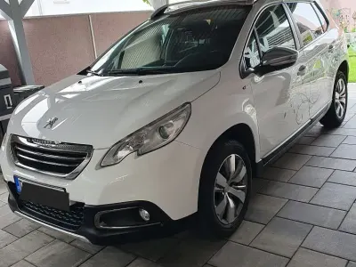 Gebraucht Peugeot 2008 Style 82 PS (60 kW) 2015 Weiß SUV