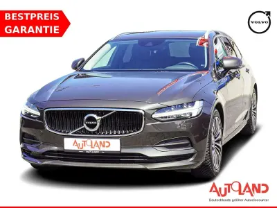 Gebraucht Volvo V90 Momentum 190 PS (139 kW) 2021 Pinegrey metallic (metallic) Kombi