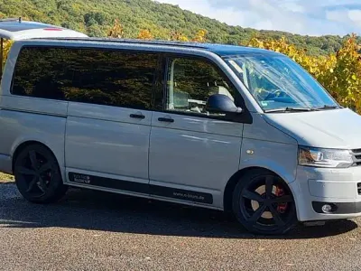 Gebraucht VW Multivan 179 PS (131 kW) 2015 Schwarz Van / Kleinbus