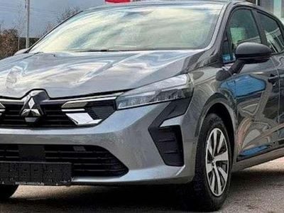 Nuova Mitsubishi Colt Basis 67 CV (49 kW) 2025 Grigio Utilitaria