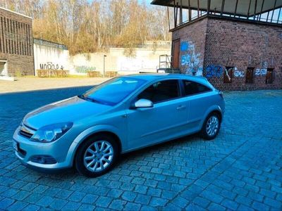 gebraucht Opel Astra GTC Astra H1.6 Benzin