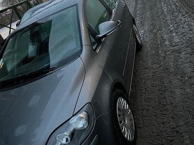 Grau Gebraucht 2007 VW Golf Plus Cross Van / Kleinbus | 3.100 € (Guter Preis)