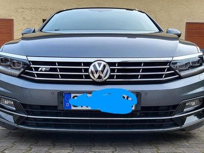 Gebraucht VW Passat R-line BlueMotion 150 PS (110 kW) 2015 Grau Kombi