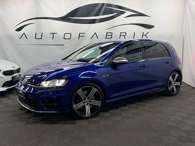 Second-hand VW Golf VII R 300 CP (220 kW) 2016 Albastru Berlinǎ