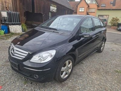 Mercedes B180