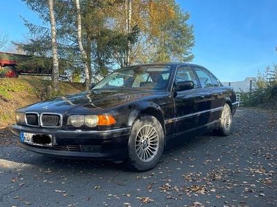 BMW 735