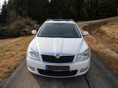 gebraucht Skoda Octavia Combi 1.6 TDI DSG