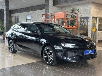 Gebraucht Opel Astra Elegance 131 PS (96 kW) 2024 Schwarz Kombi