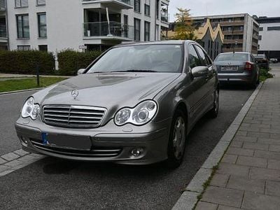Mercedes C230