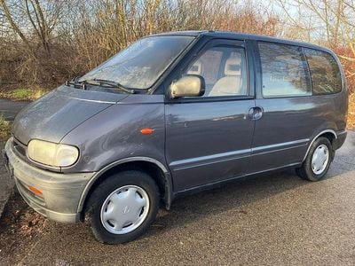 Grün Gebraucht 1993 Nissan Serena Van / Kleinbus | 1.150 €