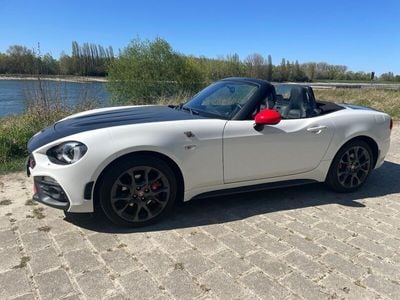 Abarth 124 Spider