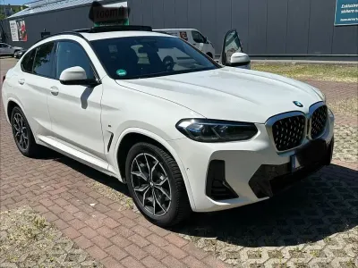 Gebraucht BMW X4 M Sport 286 PS (210 kW) 2024 Weiß SUV