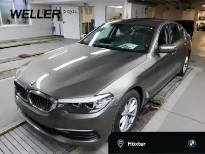 Usata BMW 530 Sport Line 252 CV (185 kW) 2017 Marrone Berlina