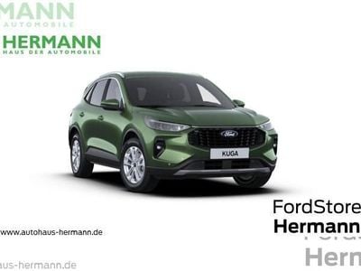 Grün (bursting green metallic) Gebraucht 2024 Ford Kuga Titanium SUV | 34.452 € (Superpreis)