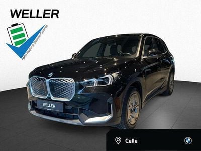 Schwarz (schwarz) Gebraucht 2023 BMW iX1 Performance SUV | 33.450 € (Superpreis)