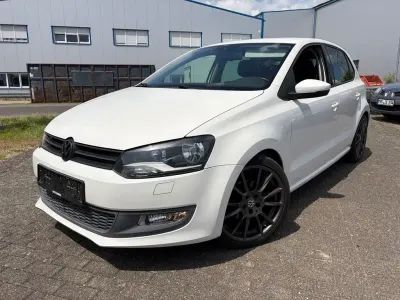 Gebraucht VW Polo Team 105 PS (77 kW) 2011 Weiß Kleinwagen