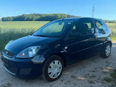 Gebraucht Ford Fiesta 60 PS (44 kW) 2008 Blau Kleinwagen