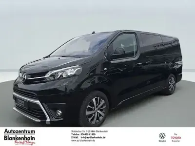 Gebraucht Toyota Proace Verso Team 177 PS (130 kW) 2022 Schwarz Kombi