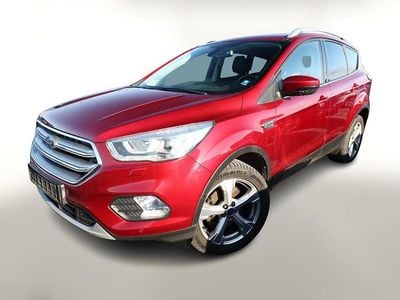 Ruby rot metallic Gebraucht 2019 Ford Kuga Titanium SUV | 16.773 € (Fairer Preis)