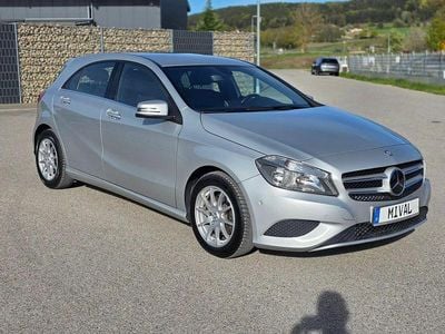 Begagnad Mercedes A180 122 HK (89 kW) 2015 Silver Sedan