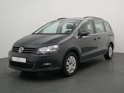 Gebraucht VW Sharan Comfortline 150 PS (110 kW) 2022 Grau Van / Kleinbus