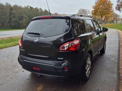 Nissan Qashqai +2
