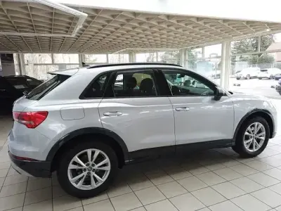 Gebraucht Audi Q3 Advanced 150 PS (110 kW) 2023 Silber SUV